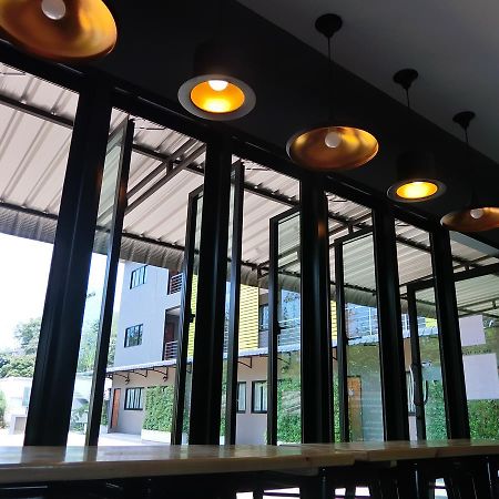 The Rabbit House Hotel Thong Pha Phum Exterior foto