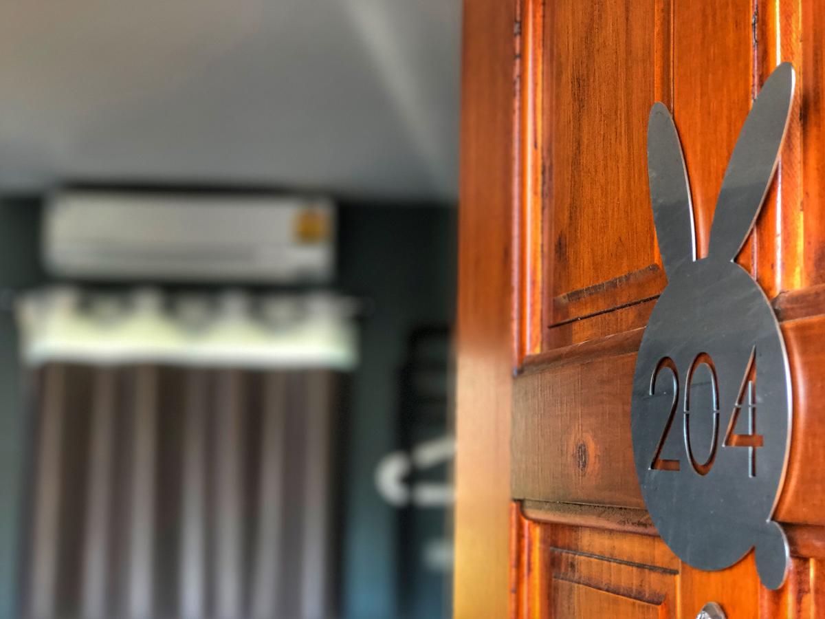 The Rabbit House Hotel Thong Pha Phum Exterior foto
