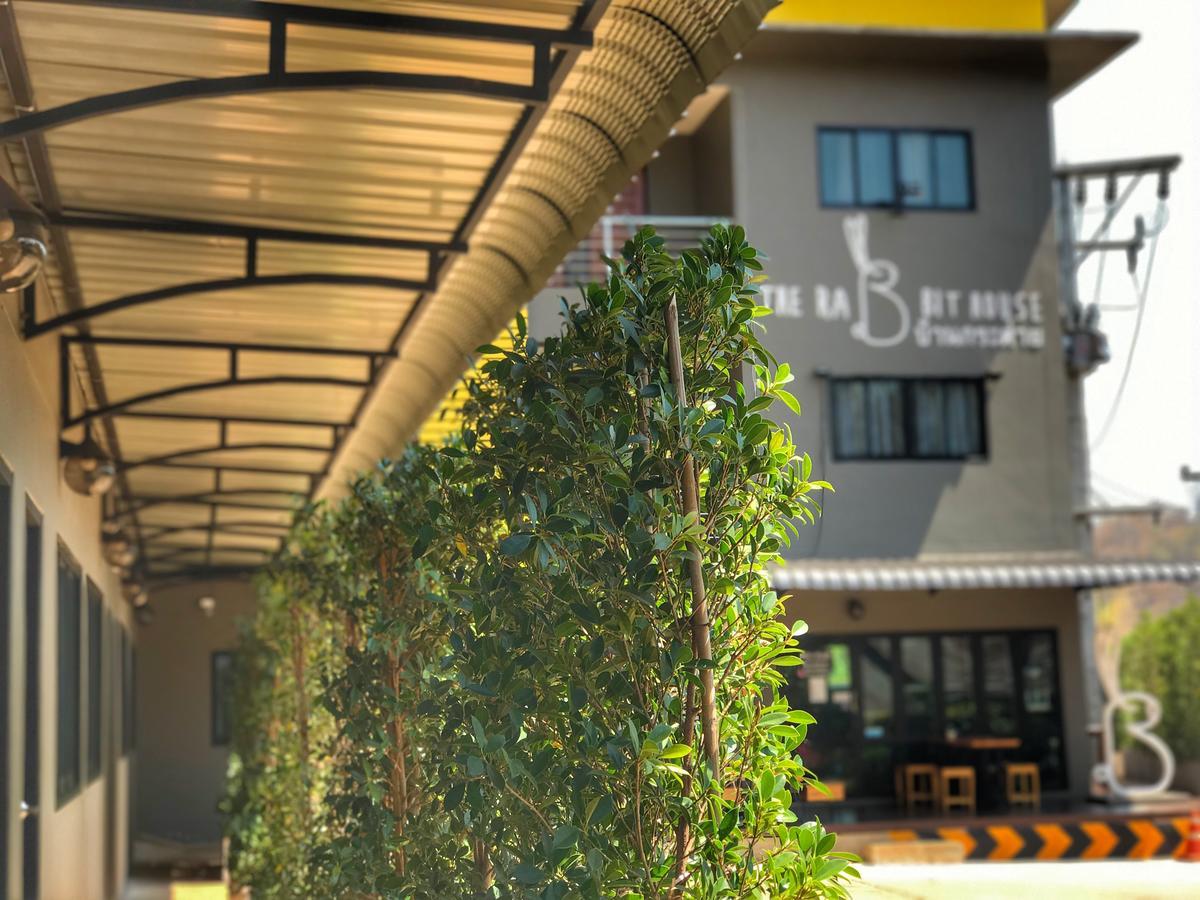 The Rabbit House Hotel Thong Pha Phum Exterior foto